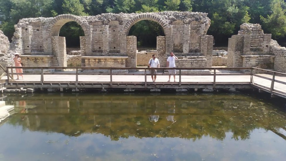 Tour in Butrint