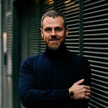 AJWest_autore_romanziere_IlTradimentoDiThomasTrue_narrativa_SusannaLuppi_CanadaUsa