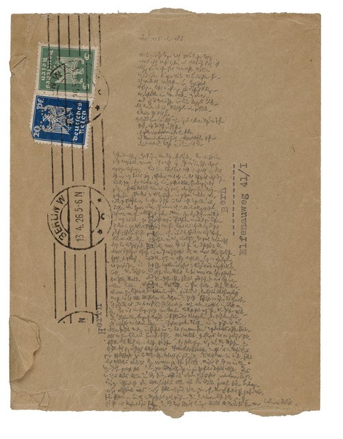 Microgramma su una busta di lettera