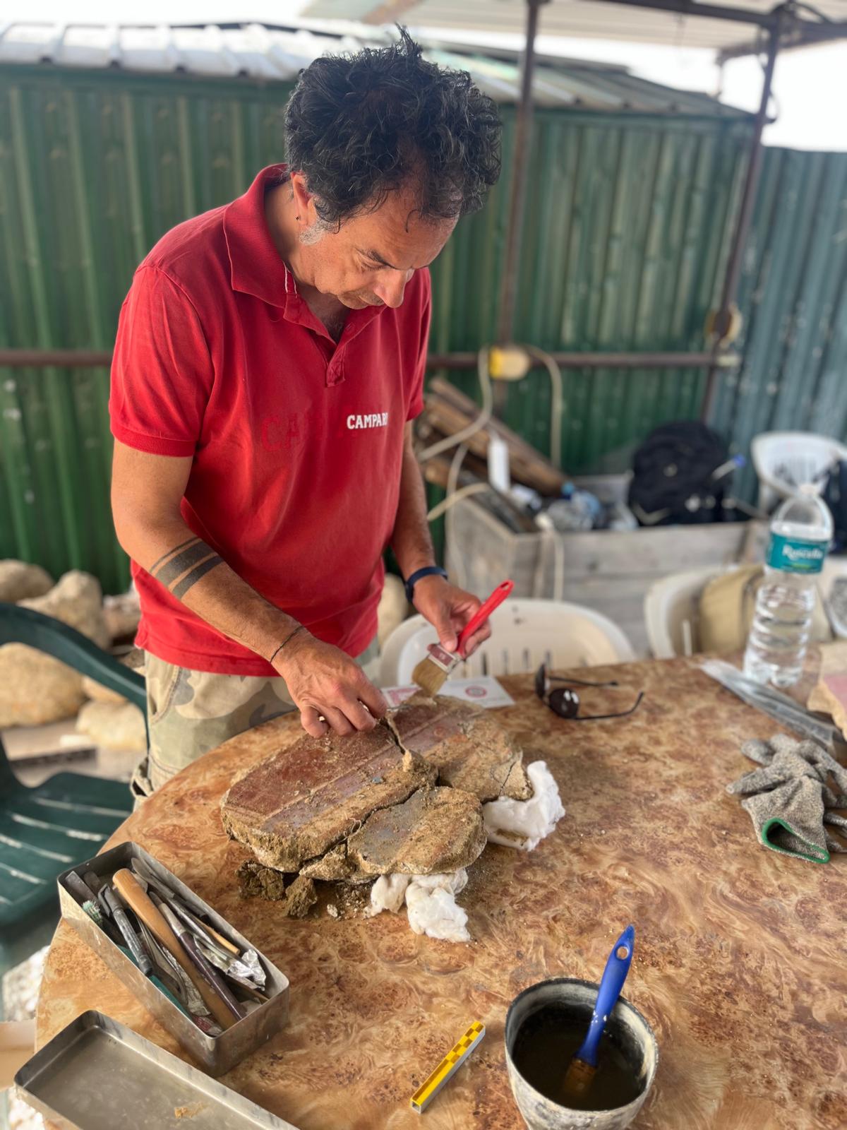 Nuove scoperte e pulizia degli intonaci dipinti