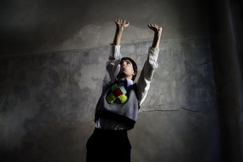 Foto: Maria Letizia Piantoni Spettacolo: È pericoloso non sporgersi Coreografia: Francesca Lattuada Interprete: Lise Pauton