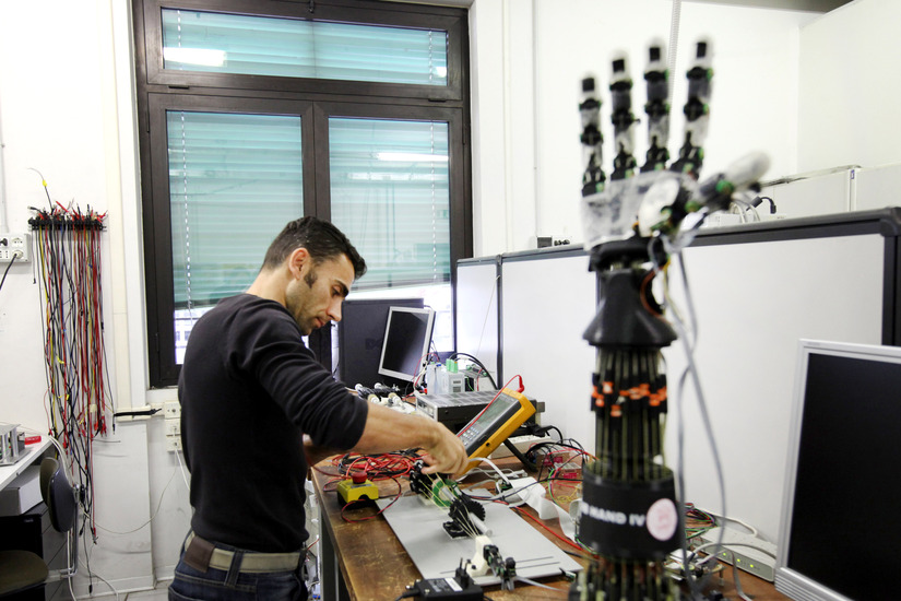 LAR Laboratorio di Automazione e Robotica